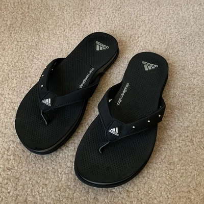 Adidas Women's Cloudfoam Ultra Princess Y Flip Flops Sz 5 Black Comfort Sandals - Image 1 of 4