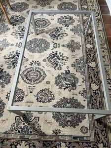 Wohnzimmertisch Stahlgestell grau verm. Leolux ohne Glasplatte 37 X 77 X 117 cm - Bild 1 von 8