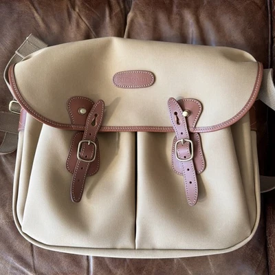 Billingham Hadley Bolso Grande para Cámara Caqui / Tan Foto 1 de 4