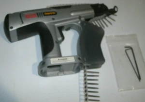 Senco Duraspin DS200-14.4V Cordless Drywall Screw bare tool - Picture 1 of 6