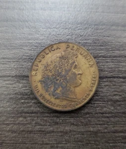 PERU 20 Centavos 'tres' - 1943 Date Spelled - VERY RARE - Free Shipping - Picture 1 of 4