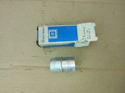 Vintage GM 11516142 Cigarette Lighter Receptacle NOS - Image 1 of 4