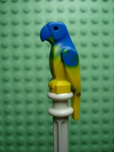 LEGO® Parrot / Blue & Yellow / NEW - Picture 1 of 4