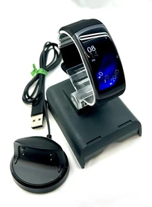 Montre Samsung Gear Fit2 SM-R360 d'occasion petite - Photo 1 sur 5