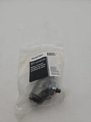 Carquest Wearever Drum Brake Wheel Cylinder WCA37857 - Image 1 of 4