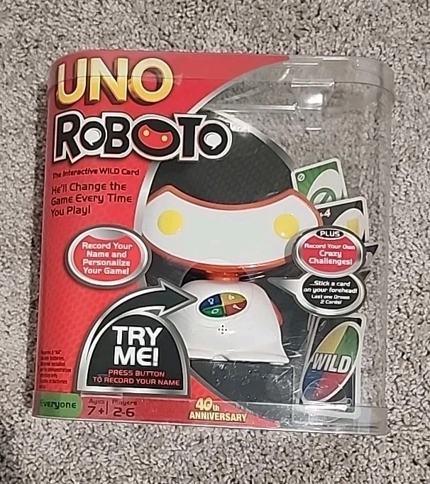 NEW Mattel Uno Roboto 2010 The Interactive Wild Card Uno Game - Image 1 of 1