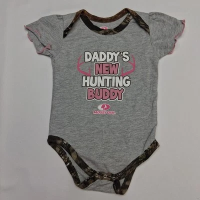 Mossy Oak Baby Girl Camo/pink 1 Piece Romper Infant 18m Daddys Buddy - Image 1 of 4