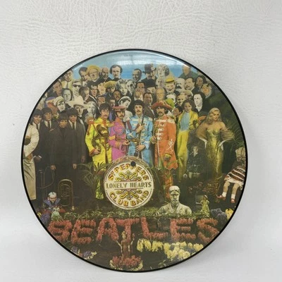 BEATLES, 12" Picture Disc, SGT PEPPERS LONELY HEARTS BAND ***LP ONLY*** - Image 1 of 4