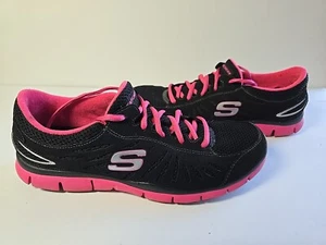 Womans Skechers Sneakers Size 10 Black/Pink Good Condition Skechers Flex - Picture 1 of 9