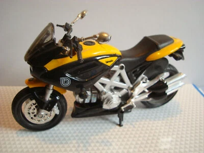 Bimota Mantra Gelb Schwarz bj. 2000    1:12   New Ray Ausstellungsstück - Bild 1 von 2