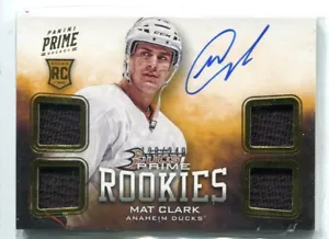 Camiseta Panini Prime Mat Clark 2012-13 cuádruple 4 reliquia autógrafo automático RC/249 PATOS - Imagen 1 de 1