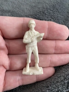 Vintage Deluxe Reading operation x-500 Figure with gun - Picture 1 of 7