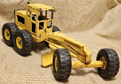 Vintage 70's TONKA MR-970 Road Grader Metal Yellow Construction Toy Vehicle 17" - Image 1 of 4