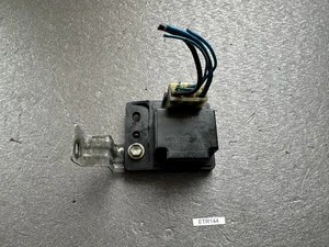 ISUZU TROOPER UBS55 1989 2.8 headlamp cleaner relay 28530V4400 - Picture 1 of 3