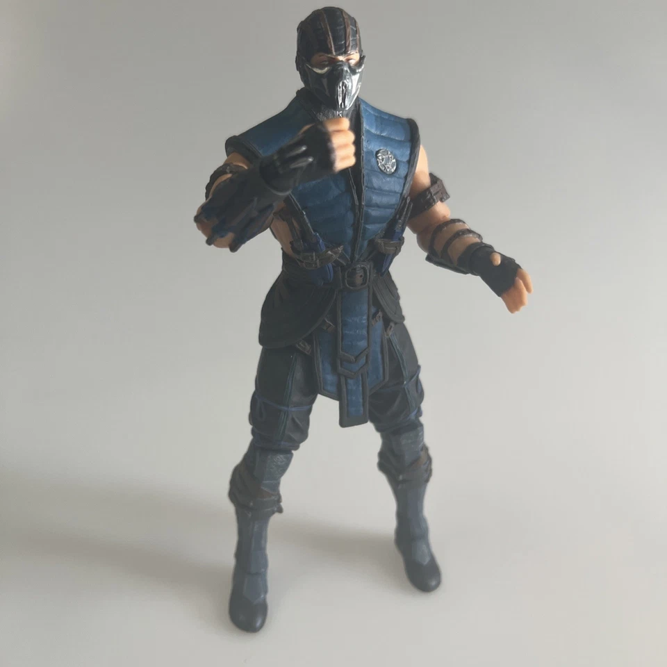 Figura de acción Mezco Mortal Kombat X Subzero 6” pulgadas - ¡BONITA! Foto 1 de 4