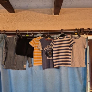 Boys aged 6 - 7 yrs small clothing bundle - Picture 1 of 13