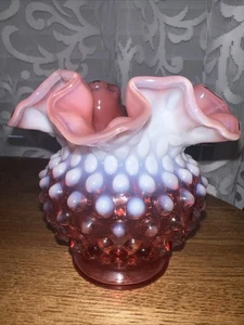 Vintage Fenton Art Glass Cranberry Opalescent Hobnail Ruffled 4.5" Vase - Picture 1 of 7