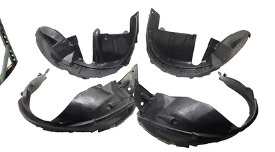 Protector contra salpicaduras revestimiento guardabarros Suzuki Sx4 2008 4 piezas OEM Foto 1 de 4