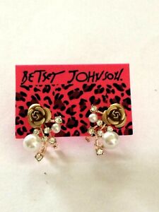 BETSEY JOHNSON GOLD PLATED CRYSTAL PEARL ROSE CLIP STUD EARRINGS