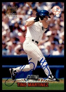 1999 TOPPS STADIUM CLUB TINO MARTINEZ ON CARD YANKEES AUTOGRAPH AUTO - Bild 1 von 2