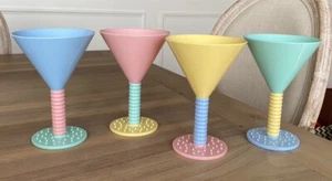 Memphis Design Martini Glasses Plastic Outdoor - Art Deco Style Pastel Set of 4 - Picture 1 of 10