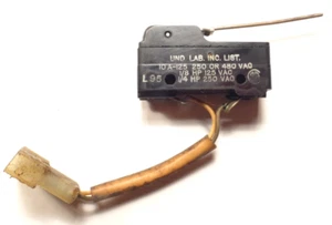 WURLITZER 3800 / 3810 / 3860  JUKEBOX:  Tested / Working REJECT SWITCH & JACK - Picture 1 of 1