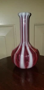 VINTAGE FENTON CRANBERRY OPALESCENT ART GLASS VERTICAL STRIPE BARBER BOTTLE - Picture 1 of 5
