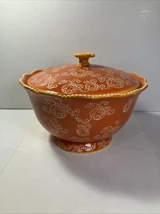 Tara Temptations Calabaza Floral Encaje Servir Cuenco con Tapa Utensilios para Horno Naranja 3 cuartos - Imagen 1 de 14