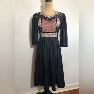 Young Edwardian Dress Womens Med Vintage Calico Peasant Bell Sleeves Fit & Flare - Image 1 of 4