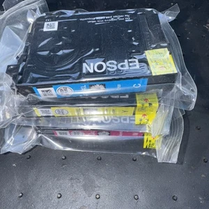 Genuine Epson 18XL Multipack C/M/Y Ink Cartridges T1816 BNIB - Picture 1 of 1