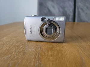 Canon IXUS 850 IS 7.1MP Compact Digital Camera - Picture 1 of 6