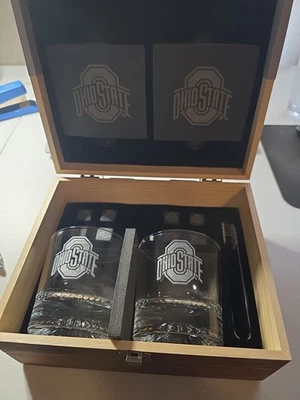 Juego de regalo de vaso de whisky de la Universidad Estatal de Ohio - vasos Rocks grabados, Slate Coast Foto 1 de 4