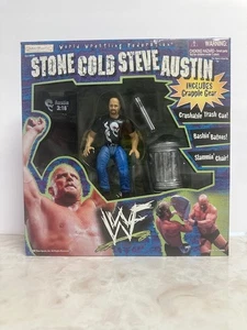 Figura de acción de lucha libre JAKKS Pacific WWF Stone Cold Steve Austin con equipo de agarre - Imagen 1 de 8