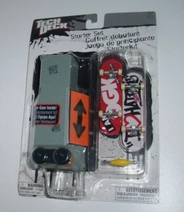TECH DECK STARTER SET 2 SKATEBOARDS & STORAGE CASE OGK NEW - Picture 1 of 1