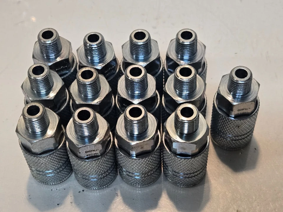 13 Quantity of Amflo C25-02 3/8" Quick Connect Couplers 1/4" NPT (13 Quantity) - Image 1 of 4