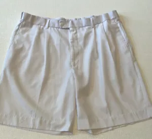 Boccacio Golf pleated shorts size 38 white - Picture 1 of 5