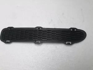 MINI COOPER S R53 R52 O/S REAR BUMPER GRILLE 51127068398 - Picture 1 of 8