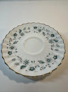 Royal Doulton Vintage Waverley 6 in Saucer Pattern H.4963 Green & Gray Flowers - Picture 1 of 3