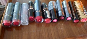 11 lipsticks - Picture 1 of 2