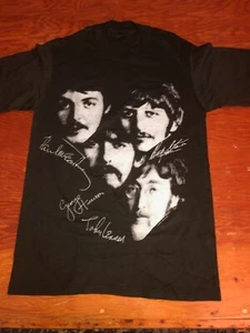 Vintage 1987 BEATLES  Faces/Signatures Size M Touch of Gold Made in USA - Picture 1 of 6