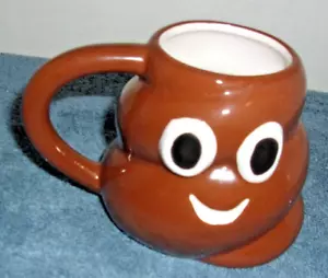 NOVELTY CERAMIC COFFEE MUG CUP POOP SMILEY FACE HUMOROUS GAG GIFT - Picture 1 of 5