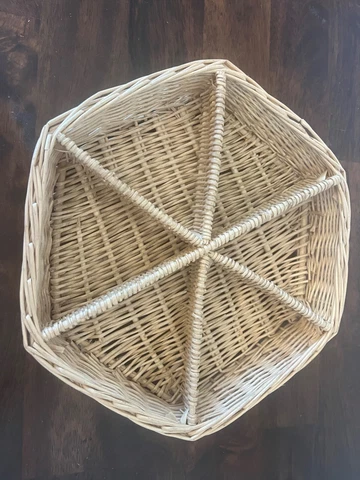 Vintage Divided Section Basket Wicker Rattan Woven Hexagon 10 x 2" Tray Tan Cover