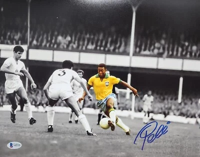Foto firmada por Pelé de 11x14 foco de fútbol autografiado por BAS Beckett certificado de autenticidad Foto 1 de 2