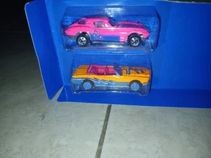 1989 Hot Wheels California Customs Split Window Corvette ,65 Mustang Rare 2 Pack - Picture 1 of 2