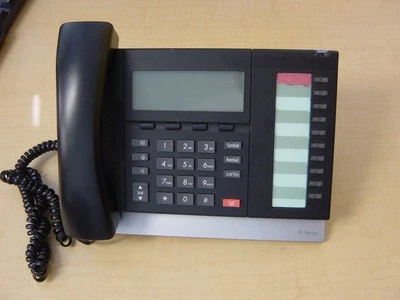 TOSHIBA IP ENTERPRISE TELEPHONE MODEL IP5122-SDC - Image 1 of 2
