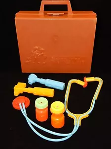 Fisher Price 1977 Kit medico marrone scuro #936 - Foto 1 di 6