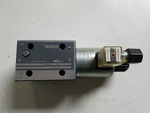 4/2 Wegeventil Bosch Nr. 0810001802, Arburg - Bild 1 von 3