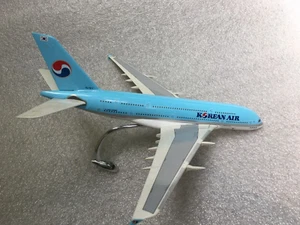 1:400 AV400 Korean Air Airbus A380-861 HL7612 (Missing Parts) - Picture 1 of 7