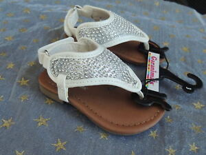 NWT Baby Girls Shoe Size 3 * GARANIMALS * White Shiny Glistening Sandals