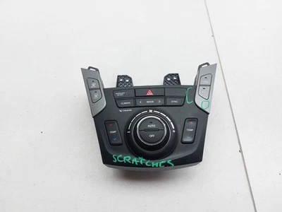 HYUNDAI SANTA FE MK3 DASHBOARD AIR VENT GRILLE TRIM 2018 97250-2WIB0 - Image 1 of 4